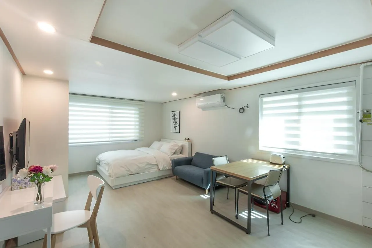 Daebok'S Amazing Home Seul 0*,